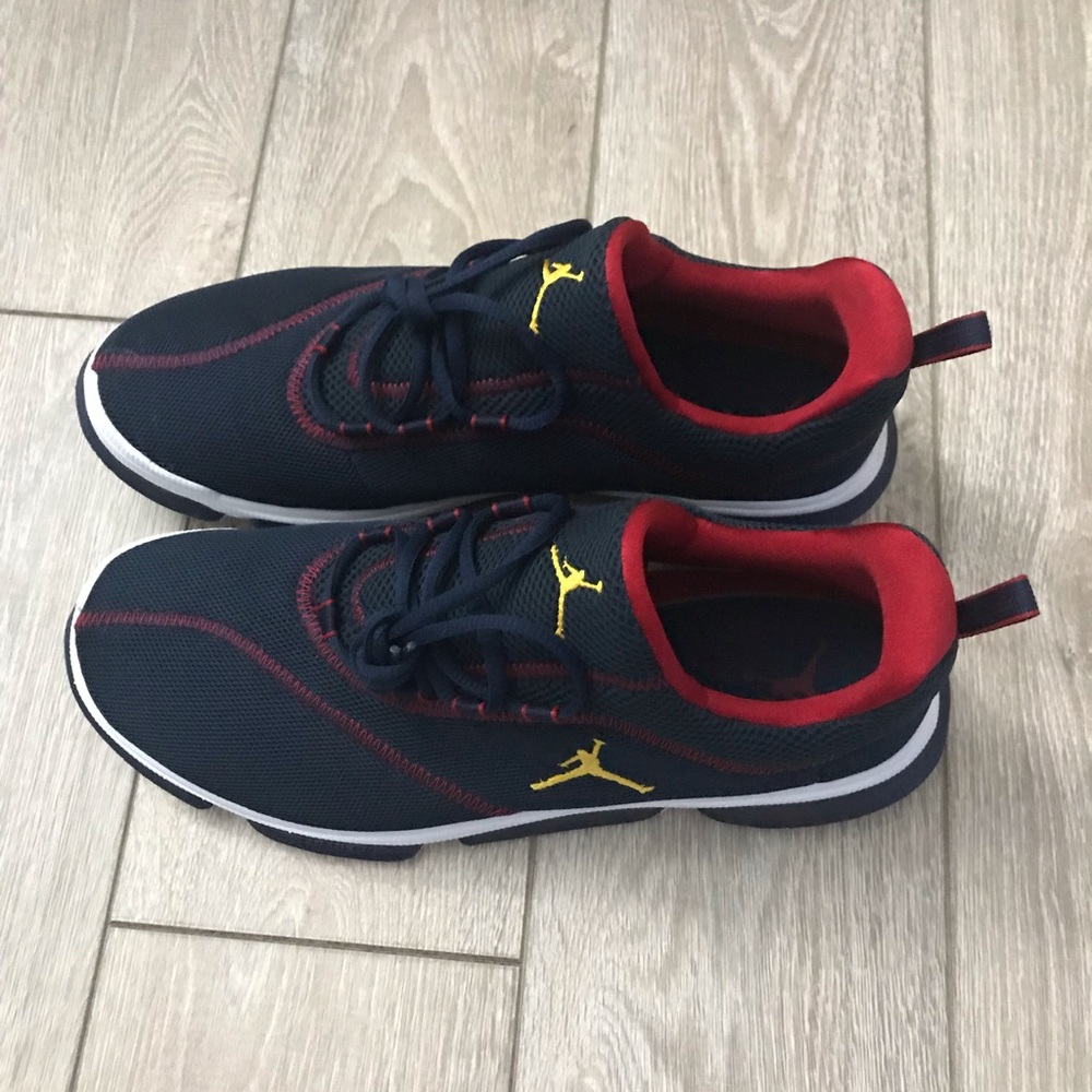 Brand new. Never worn Nike Jordan Cushlon Sneakers